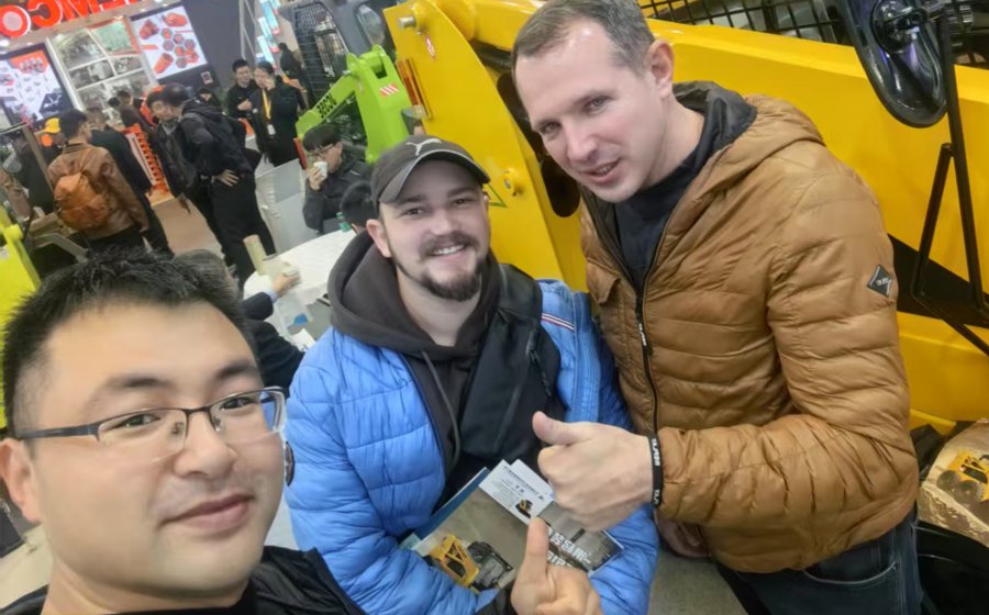 we attended 137th China Import and Export Fair (Carton fair)